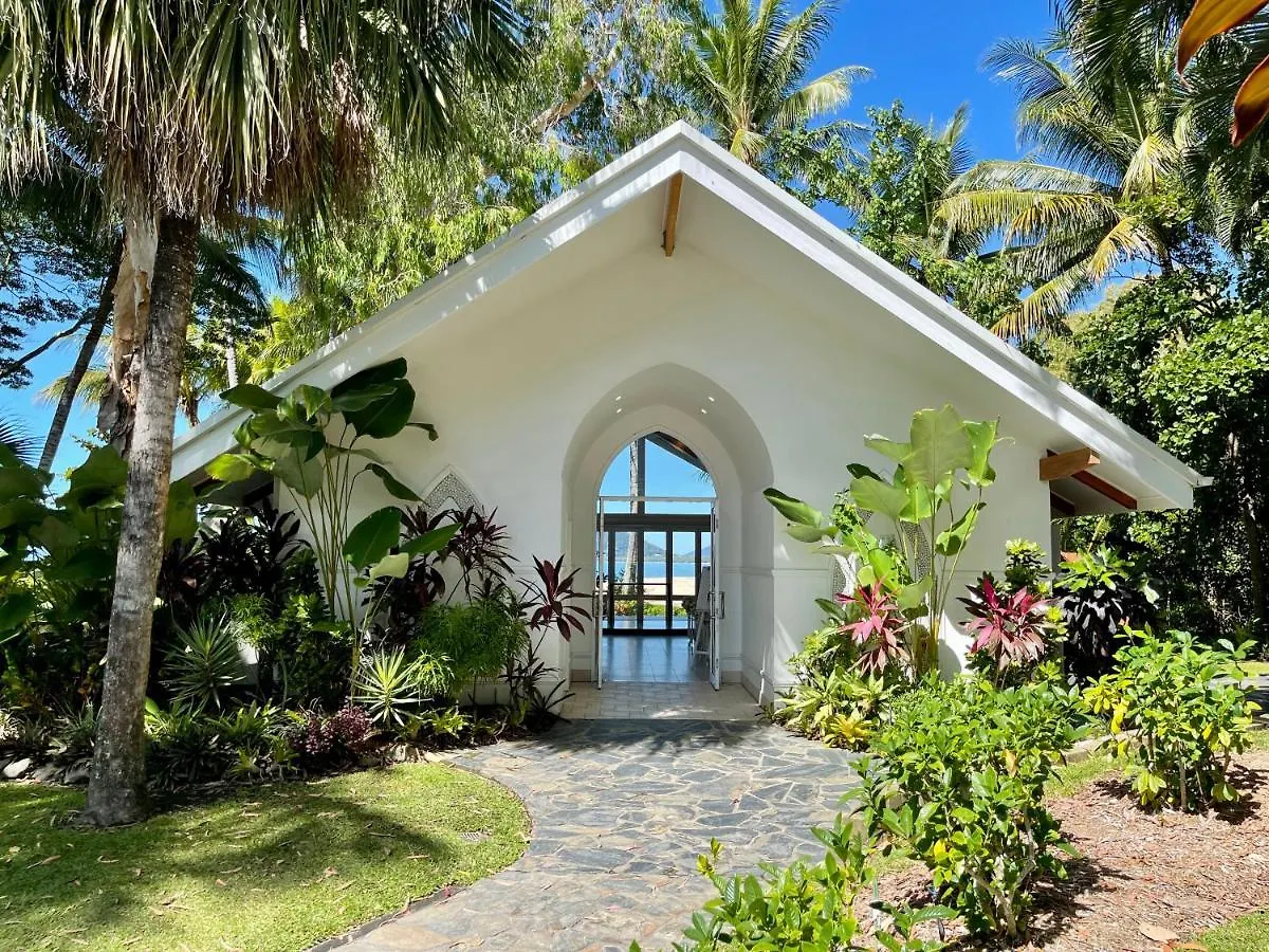 Sweet Creek Cottage, Palm Cove, 200M To Beach, Heated Pool, Pets 0*,